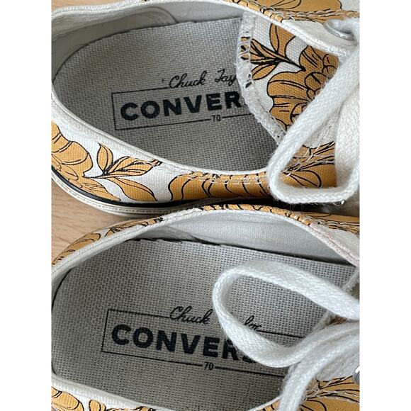 Converse Chuck Taylor 70 Low 'Vintage Floral' Sneakers - Picture 5 of 9